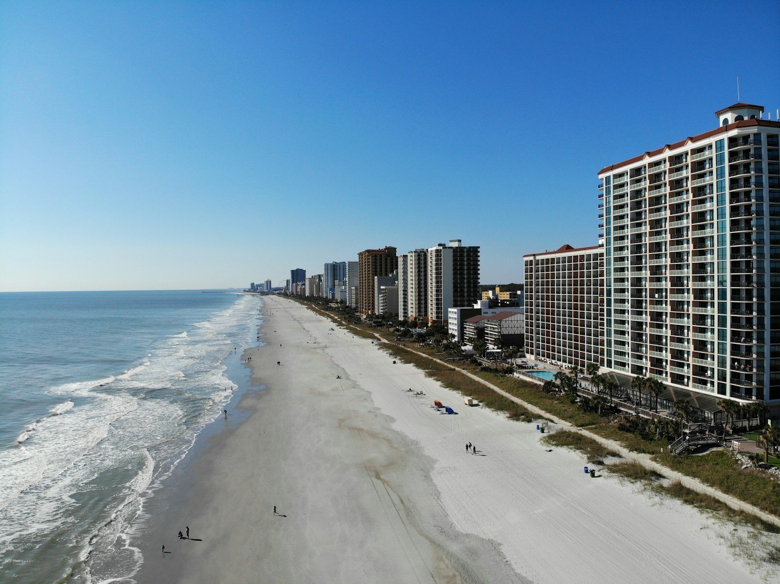 high-rise buildings near seashore free things to do in myrtle beach